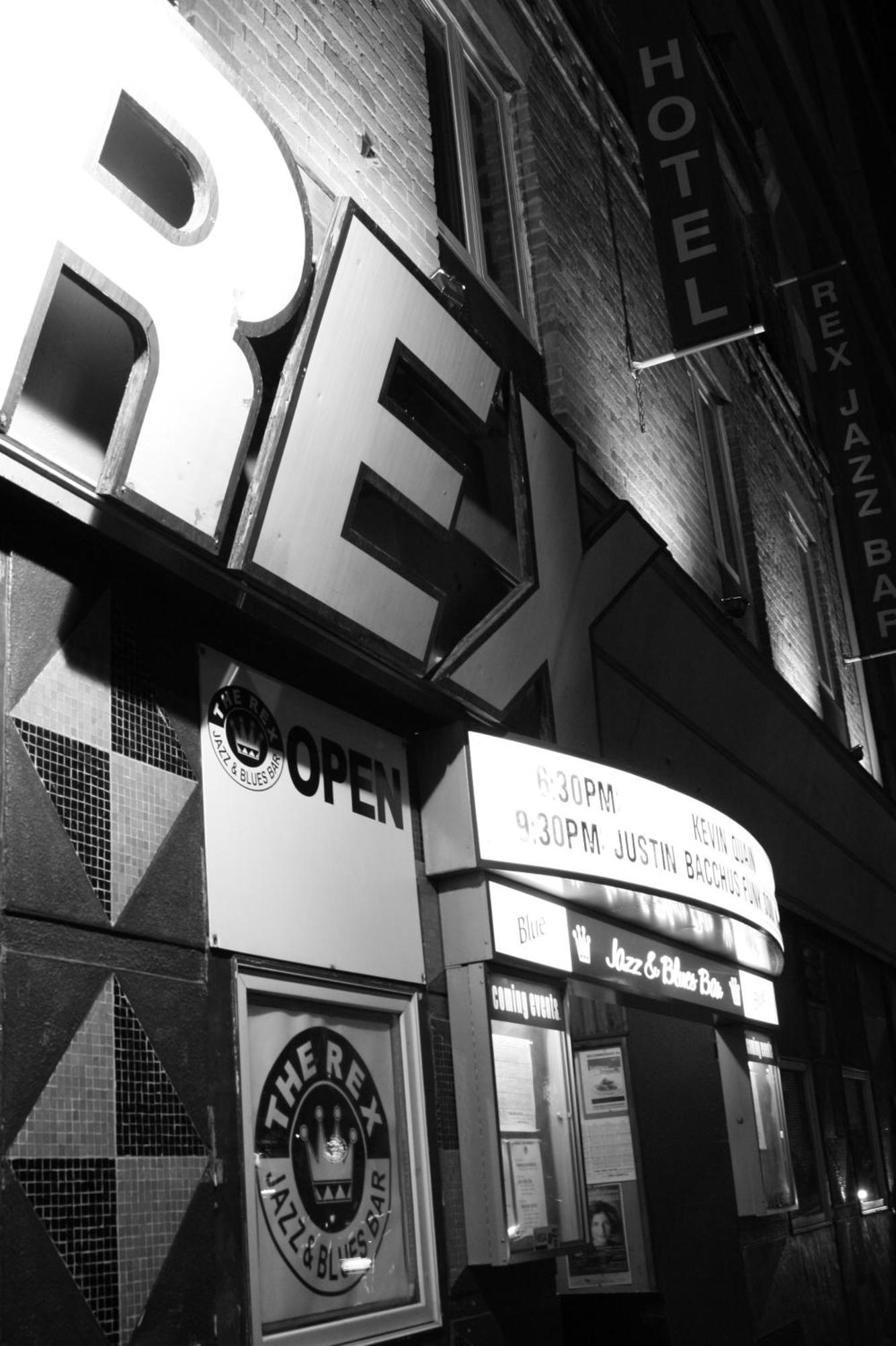 렉스 호텔 재즈&블루스 바 토론토 외부 사진